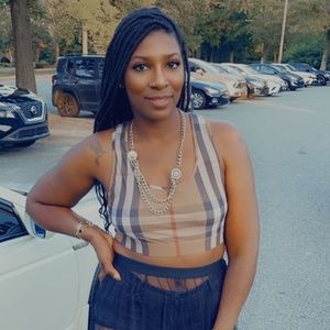 Meet your Posher, Tiffany